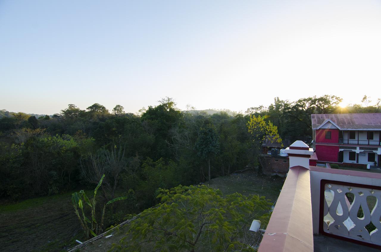 Naurang Yatri Niwas Hotel Garli Exterior foto